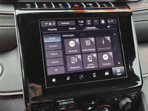 New 2025 Jeep Grand Cherokee L Altitude image 14