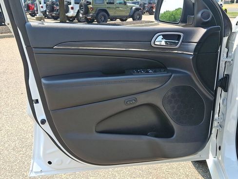 Used 2019 Jeep Grand Cherokee Limited X AWD/4WD image 13