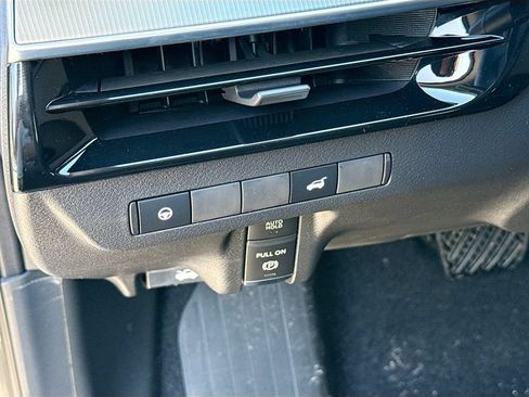 New 2026 Nissan Murano SL AWD/4WD image 11