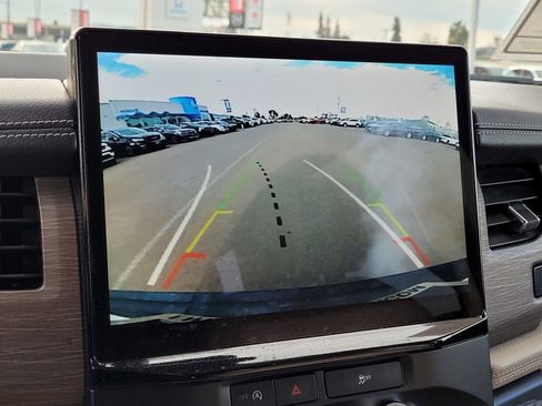 Used 2024 Ford Expedition Max Limited image 24