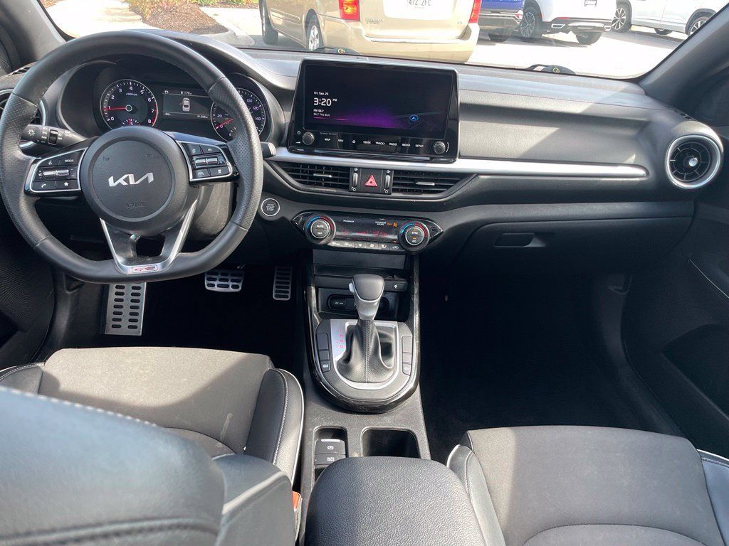 Used 2023 Kia Forte GT-Line w/ GT-Line Premium Package FWD image 24