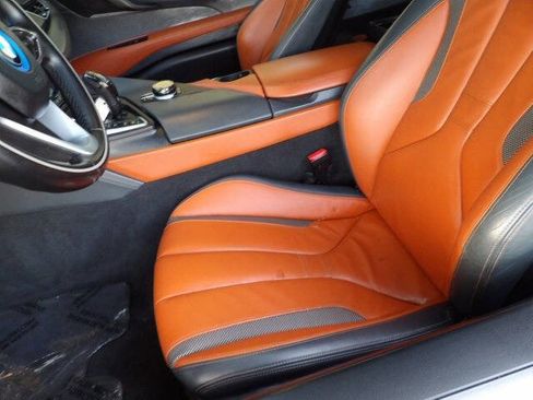 Used 2019 BMW i8 Coupe image 27