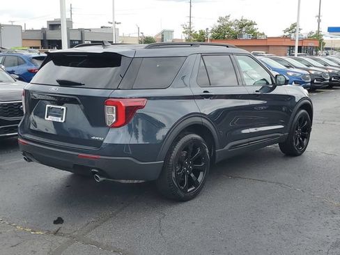 Used 2023 Ford Explorer ST-Line AWD/4WD image 4