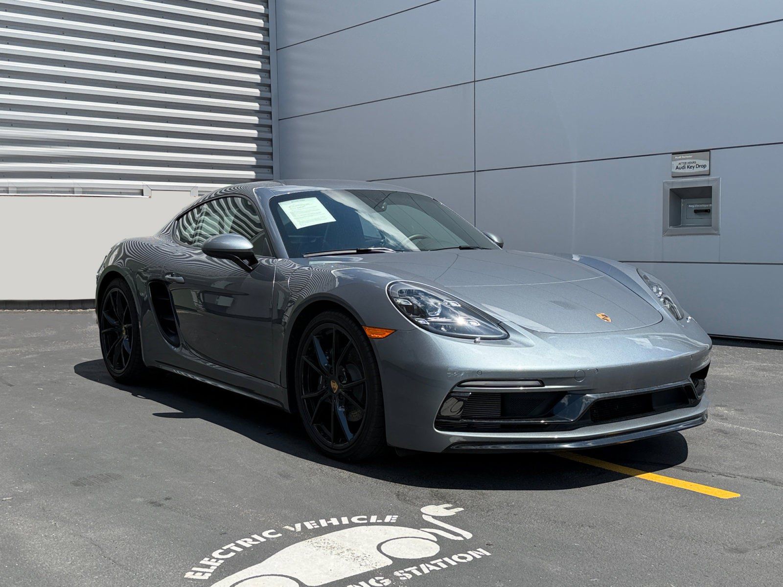 Certified 2025 Porsche 718 Cayman RWD image 7