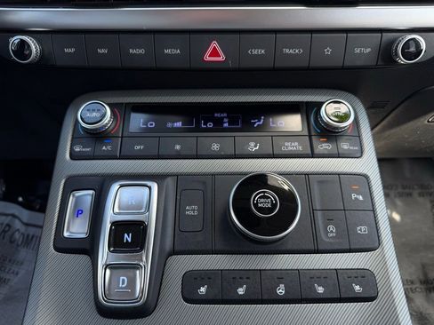 Used 2023 Hyundai Palisade SEL w/ Premium Package image 28