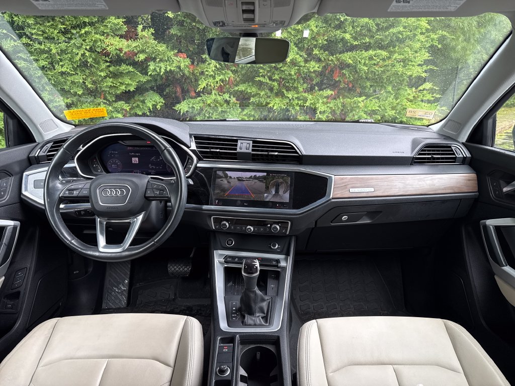 Used 2022 Audi Q3 2.0T Premium Plus AWD/4WD image 16