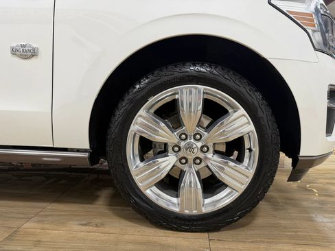 Used 2023 Ford Expedition King Ranch AWD/4WD image 4