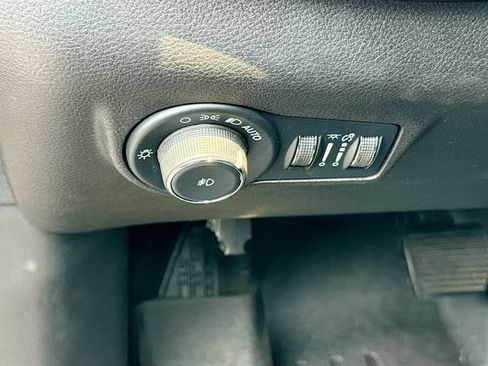 Used 2022 Jeep Compass Limited w/ Elite Group AWD/4WD image 15