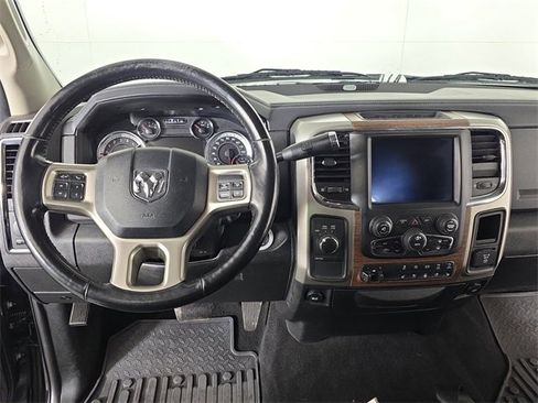 Used 2018 RAM 2500 Laramie image 13