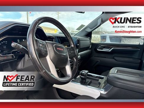 Used 2022 GMC Sierra 1500 Elevation image 18
