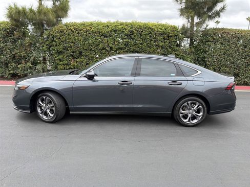 Used 2023 Honda Accord EX image 3