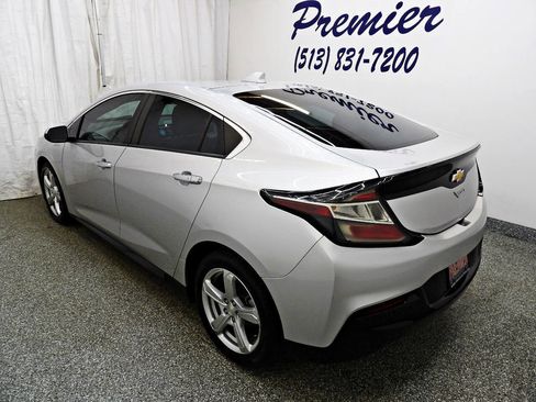 Used 2016 Chevrolet Volt LT w/ Comfort Package image 4