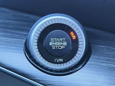 Used 2023 Jeep Wagoneer Series III w/ Convenience Group I image 18