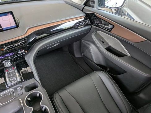 Used 2022 Acura MDX SH-AWD w/ Technology Package image 15