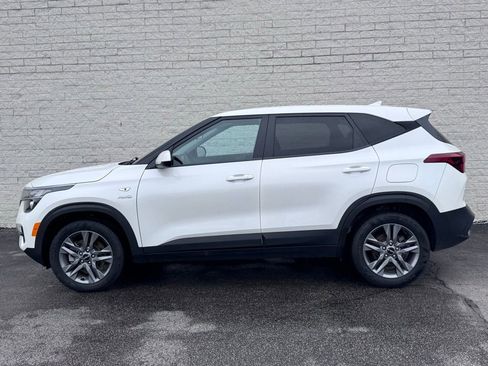 Used 2023 Kia Seltos LX image 8