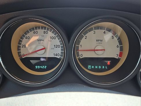 Used 2010 Dodge Charger SXT RWD image 22
