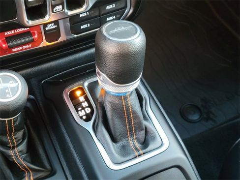 Used 2021 Jeep Gladiator Mojave image 25