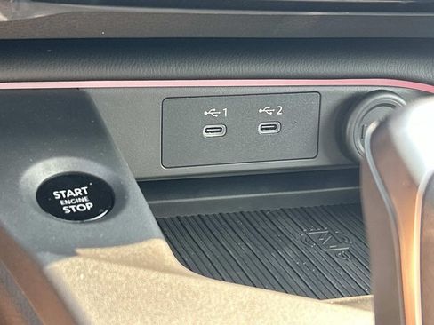 New 2026 Nissan Sentra SV w/ SV Convenience Package FWD image 32
