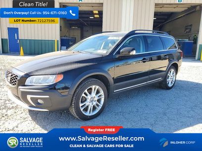 Used 2016 Volvo XC70 T5 Premier w/ Proximity Package