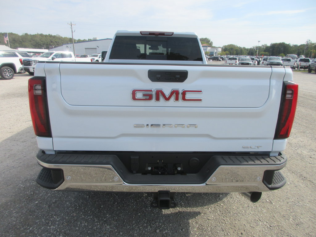New 2026 GMC Sierra 3500 SLT w/ SLT Premium Package AWD/4WD image 6