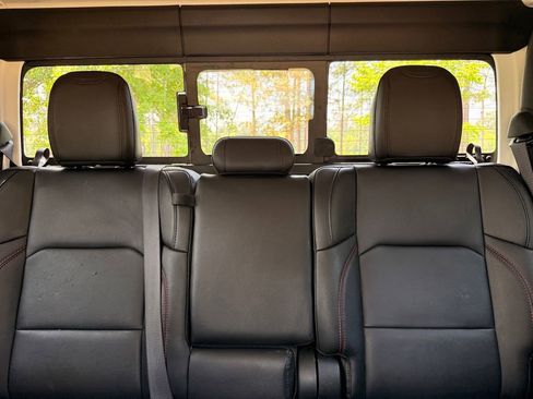 Used 2021 Jeep Gladiator Rubicon w/ Uconnect 4C Nav & Sound Group AWD/4WD image 27