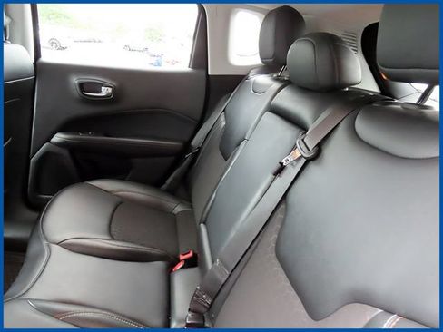 Used 2021 Jeep Compass Latitude w/ Convenience Group AWD/4WD image 10