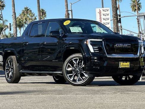 New 2025 GMC Sierra EV Denali image 2