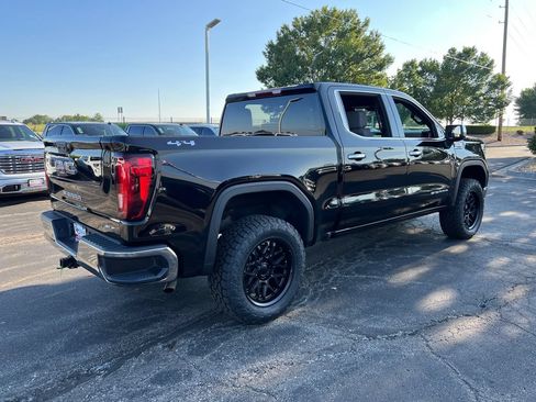 Used 2025 GMC Sierra 1500 SLT AWD/4WD image 7