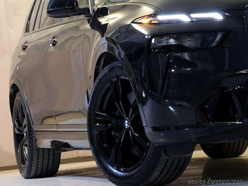Certified 2025 BMW X7 xDrive40i w/ M Sport Package image 4