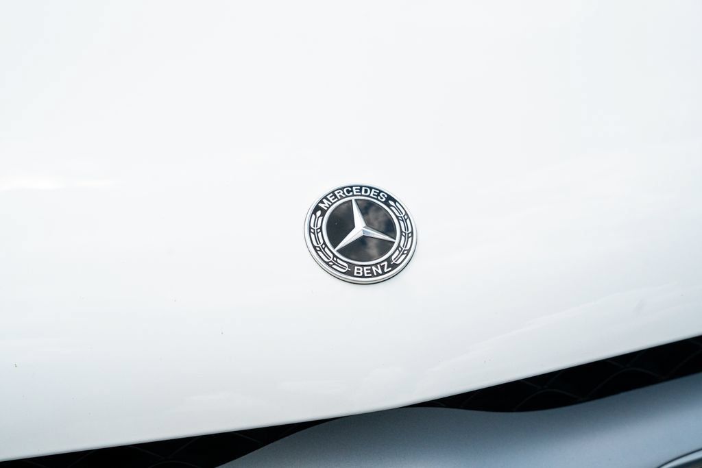 Used 2023 Mercedes-Benz GLS 450 4MATIC image 7