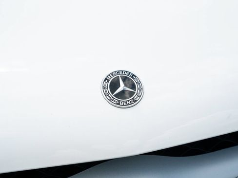 Used 2023 Mercedes-Benz GLS 450 4MATIC image 7