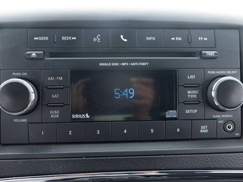 Used 2014 Dodge Grand Caravan SE FWD image 34