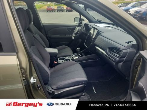 Used 2025 Subaru Forester Premium w/ Convenience Package #1 AWD/4WD image 11