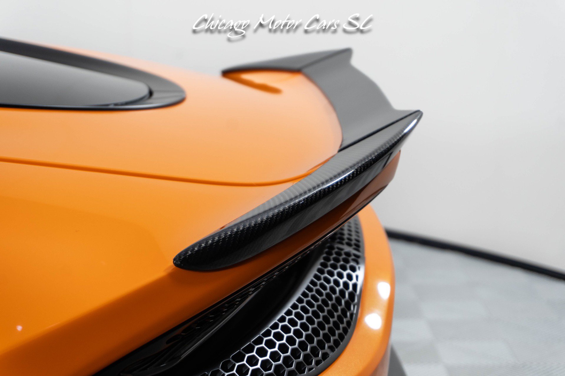 Used 2023 McLaren GT RWD image 17