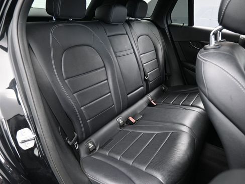 Used 2019 Mercedes-Benz GLC 300 GLC 300 image 39