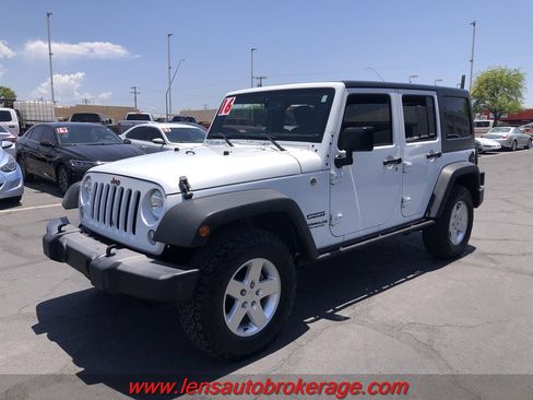 Used 2016 Jeep Wrangler Unlimited Sport w/ Quick Order Package 24S AWD/4WD image 4