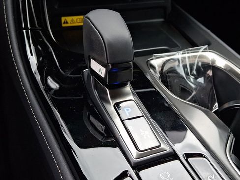 New 2026 Lexus NX 350h AWD w/ Premium Package image 9