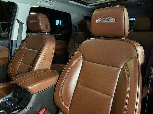 Used 2019 Chevrolet Traverse High Country image 36