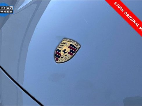 Used 2022 Porsche Taycan image 32