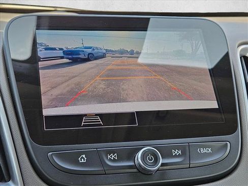 Used 2025 Chevrolet Malibu LT FWD image 13