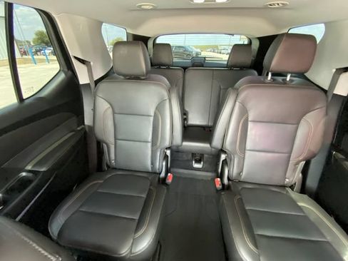 Used 2020 Chevrolet Traverse Premier w/ Redline Edition FWD image 13