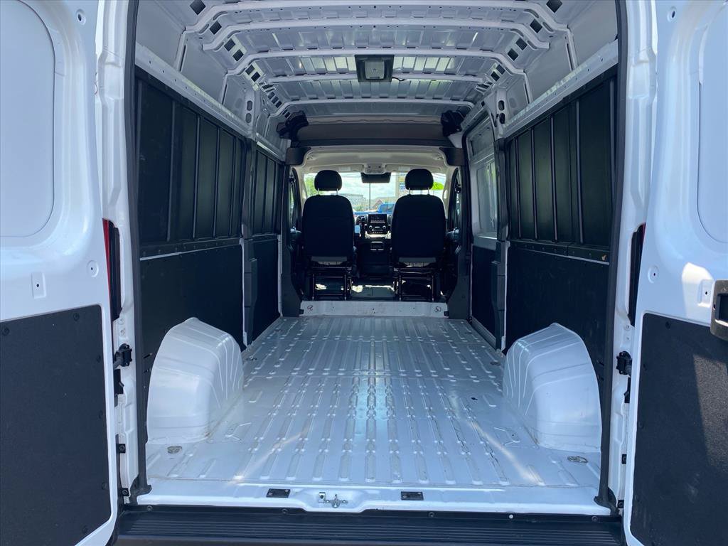 Used 2026 RAM ProMaster 2500 w/ Convenience Group FWD image 19