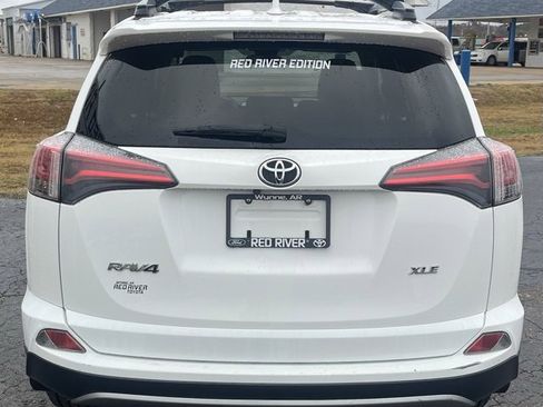 Used 2017 Toyota RAV4 XLE image 7