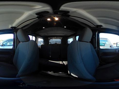 Used 2025 Jeep Wrangler Sport S image 42