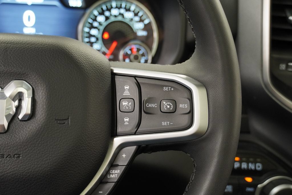 Used 2025 RAM 1500 Big Horn AWD/4WD image 33