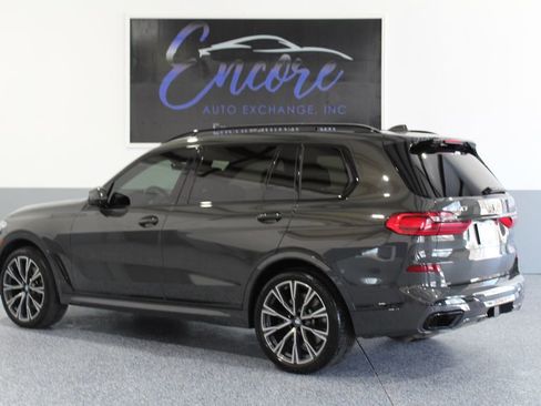 Used 2021 BMW X7 M50i w/ Dynamic Handling Package AWD/4WD image 4