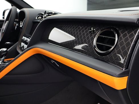 New 2025 Bentley Bentayga image 35