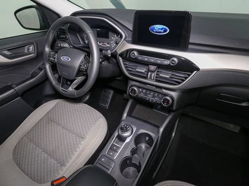 Used 2022 Ford Escape SE w/ SE Sport Appearance Package AWD/4WD image 19