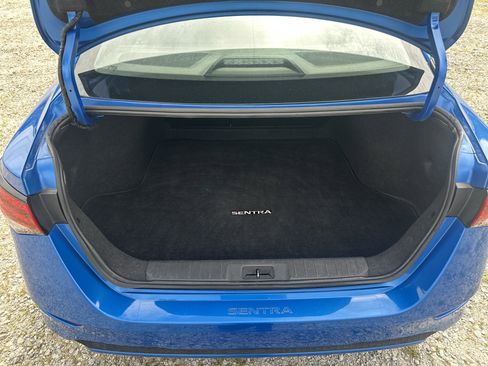 Used 2024 Nissan Sentra SV FWD image 18