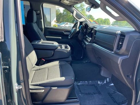 Used 2025 Chevrolet Silverado 1500 LT AWD/4WD image 10